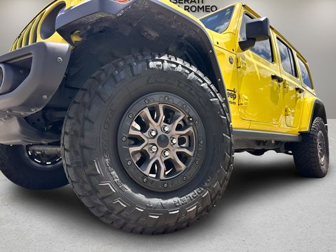 Used 2022 Jeep Wrangler Unlimited Rubicon w/ Trailer Tow Package AWD/4WD image 27
