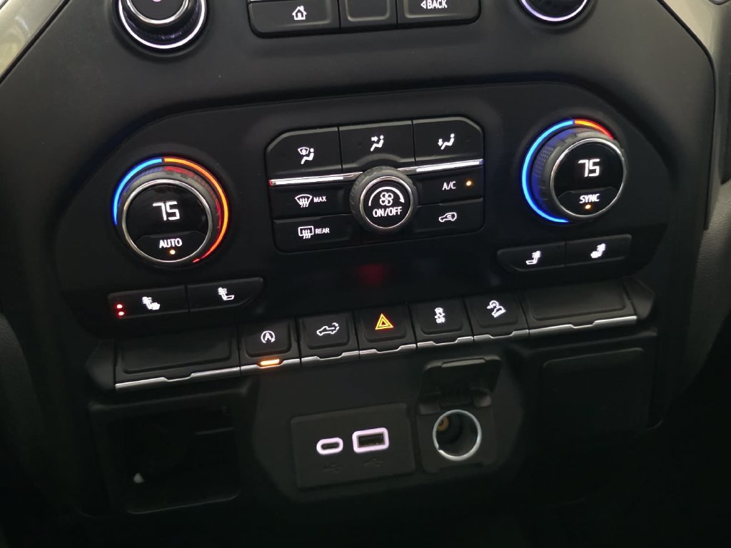 Used 2020 Chevrolet Silverado 1500 RST AWD/4WD image 24