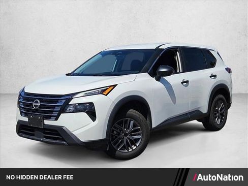 Used 2024 Nissan Rogue S FWD image 1