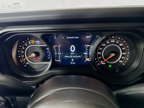 New 2025 Jeep Gladiator Sport image 12