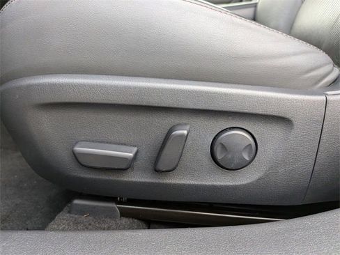 Certified 2023 MAZDA MAZDA3 2.5 Turbo Sedan w/Premium Plus image 10