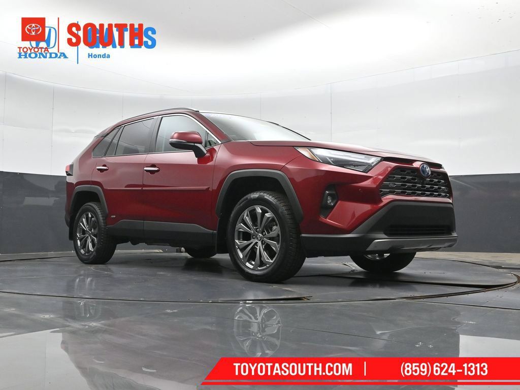 Used 2022 Toyota RAV4 Limited AWD/4WD image 39