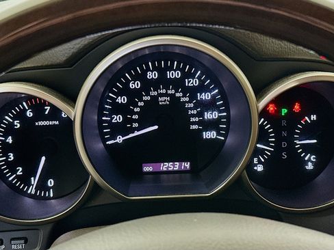 Used 2006 Lexus SC 430 Convertible image 18