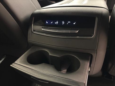 Used 2021 Cadillac Escalade Premium Luxury w/ Driver Assist Tech Package image 36