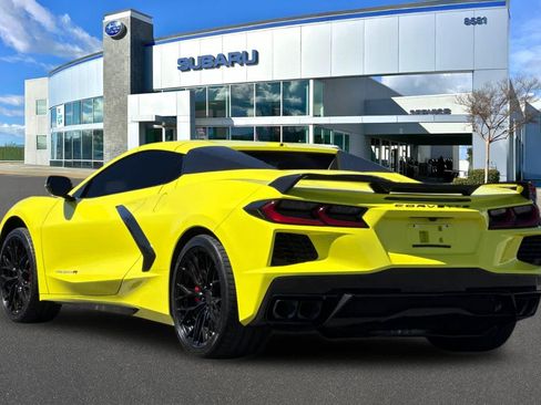Used 2023 Chevrolet Corvette Stingray Premium Conv w/ Z51 Performance Package RWD image 8