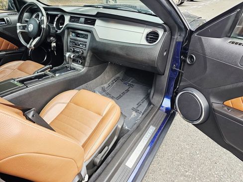 Used 2011 Ford Mustang Premium w/ 201A Rapid Spec Order Code image 11