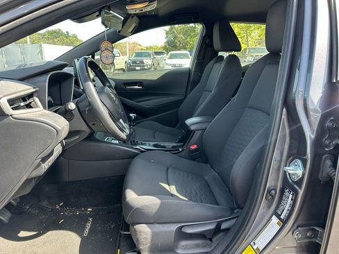 Used 2022 Toyota Corolla SE w/ Carpet Mat Package (TMS) image 11