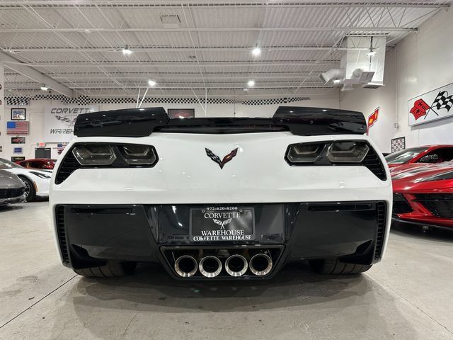 Used 2015 Chevrolet Corvette Z06 w/ 3LZ Preferred Equipment Group RWD image 25