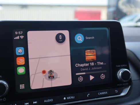 Used 2021 Nissan Rogue SV image 77