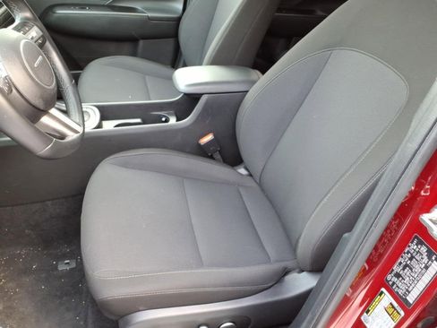 Used 2025 Hyundai Kona SEL image 9