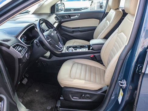 Used 2019 Ford Edge SEL w/ Equipment Group 201A image 9