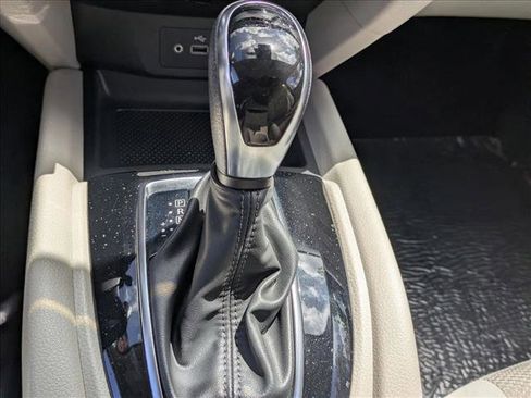 Used 2019 Nissan Rogue Sport SV FWD image 12