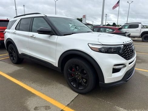 Used 2023 Ford Explorer ST w/ Equipment Group 401A AWD/4WD image 9