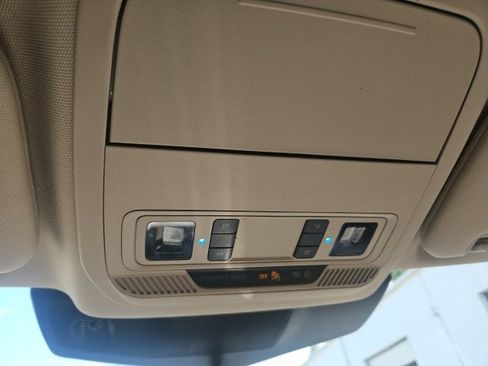 Used 2024 Ford Explorer XLT w/ Equipment Group 202A image 32