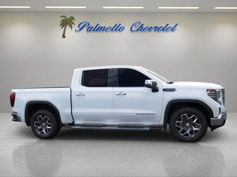 Used 2025 GMC Sierra 1500 SLT w/ SLT Premium Plus Package AWD/4WD image 2