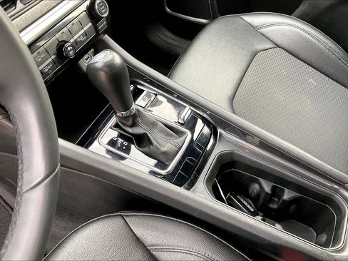 Used 2024 Jeep Compass Latitude image 18