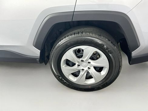 Used 2023 Toyota RAV4 LE FWD image 16
