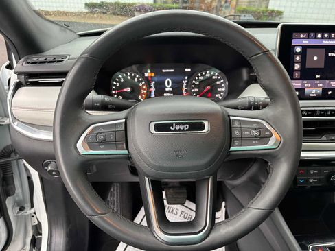 Used 2024 Jeep Compass Limited AWD/4WD image 21