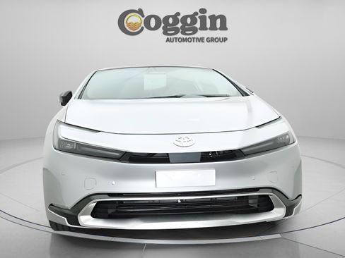 New 2025 Toyota Prius Plug-In Hybrid image 29