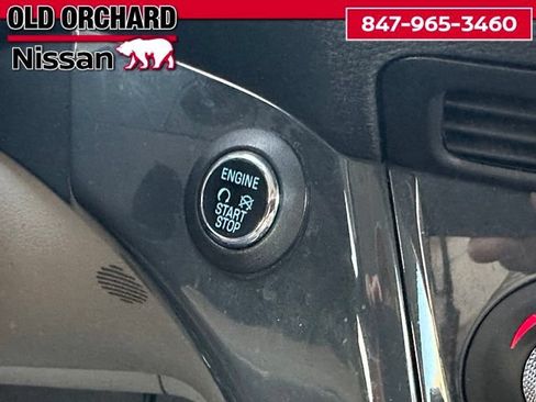 Used 2014 Ford Escape Titanium w/ Equipment Group 401A AWD/4WD image 18