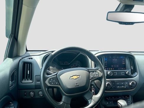 Used 2022 Chevrolet Colorado Z71 AWD/4WD image 20