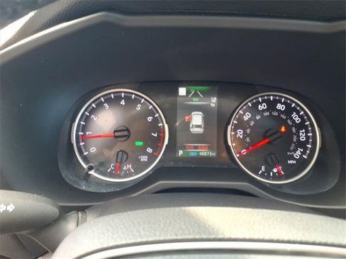 Used 2022 Toyota RAV4 XLE Premium image 22