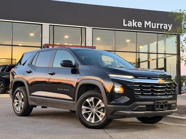 Used 2026 Chevrolet Equinox LT FWD image 1