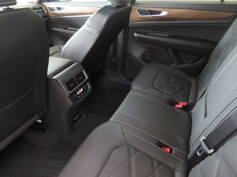 New 2026 Volkswagen Atlas SE image 22