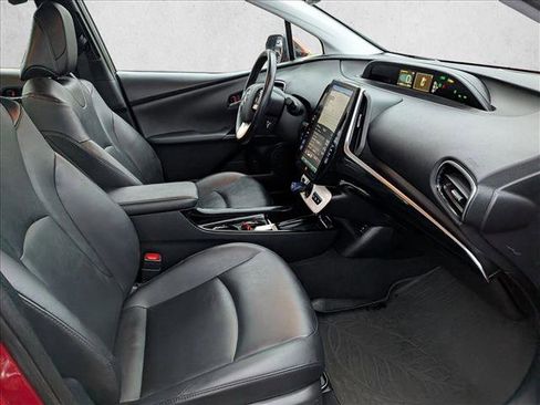 Used 2018 Toyota Prius Prime Advanced image 22