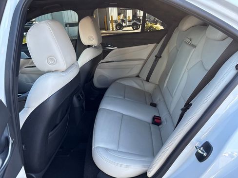 Certified 2023 Cadillac CT4 Premium Luxury AWD/4WD image 35