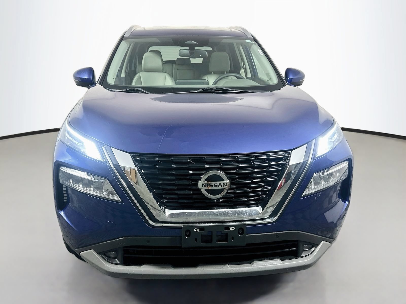 Used 2021 Nissan Rogue SL w/ Premium Package FWD image 2