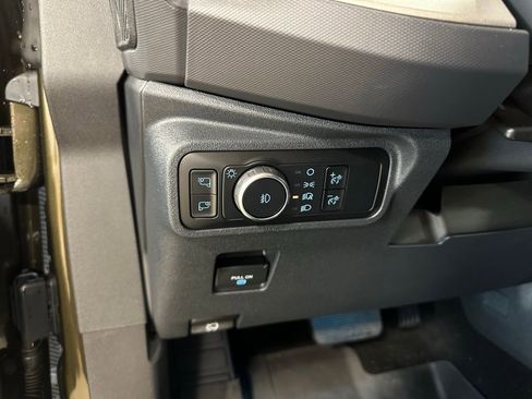 Used 2024 Ford Bronco Raptor image 23