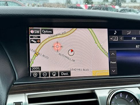 Used 2015 Lexus LS 460 image 21