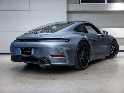 Certified 2026 Porsche 911 Carrera T RWD image 8