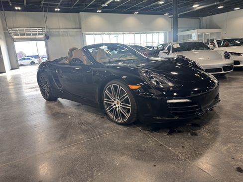 Used 2015 Porsche Boxster S image 15