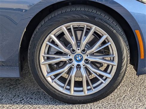 Used 2024 BMW 330e xDrive image 11