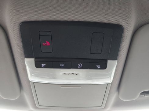 Used 2024 Mitsubishi Outlander SE image 34