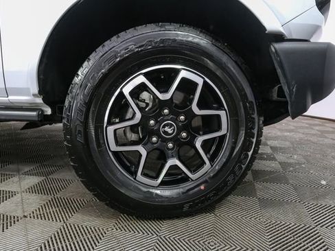 Used 2024 Ford Bronco Outer Banks AWD/4WD image 13