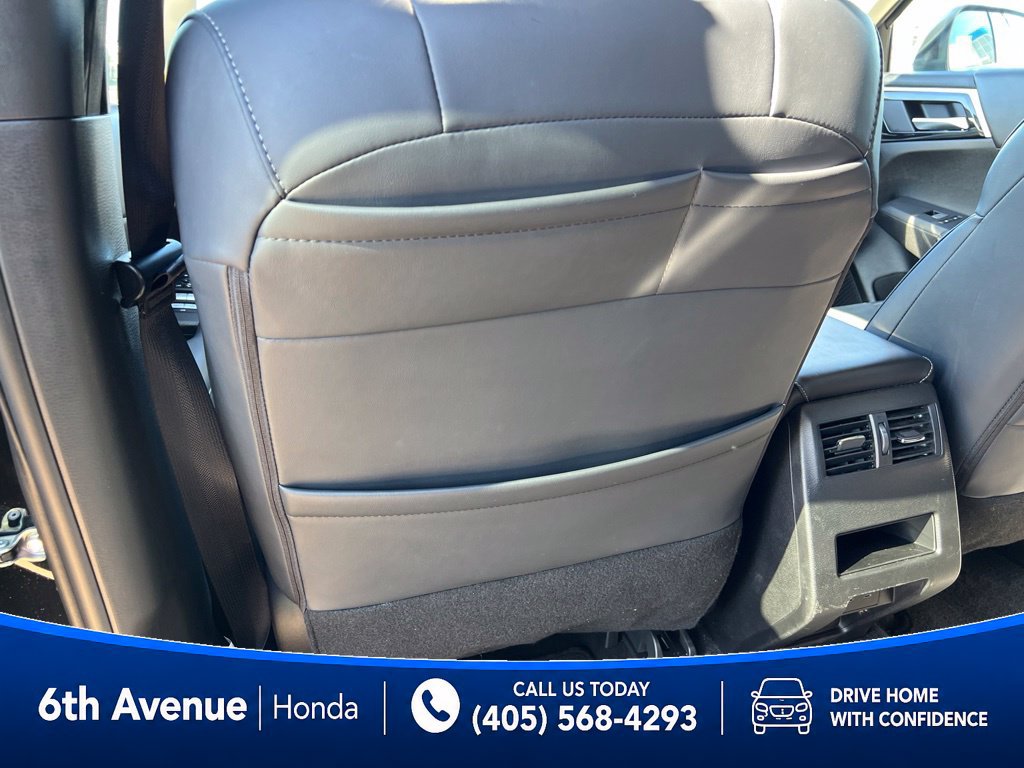 Used 2025 Mitsubishi Outlander SE AWD/4WD image 20