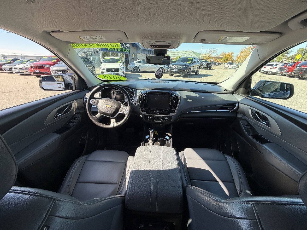Used 2018 Chevrolet Traverse LT w/ LPO, Floor Liner Package AWD/4WD image 15
