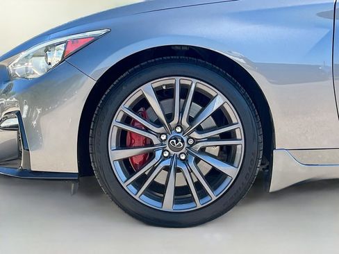Used 2022 INFINITI Q50 Red Sport 400 w/ Carbon Fiber Package RWD image 33
