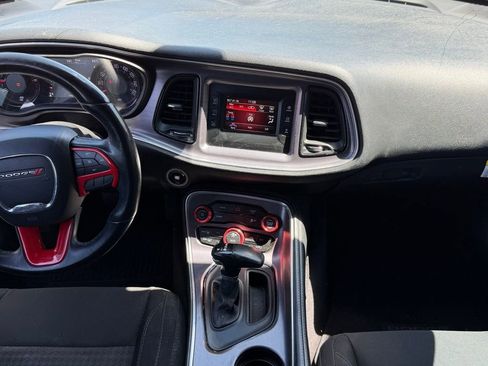 Used 2017 Dodge Challenger SXT w/ Blacktop Package image 9