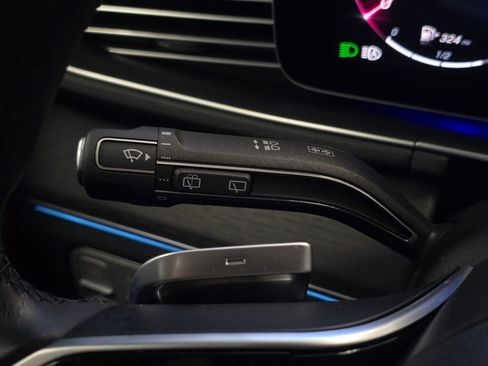 Used 2025 Mercedes-Benz GLE 350 4MATIC image 37