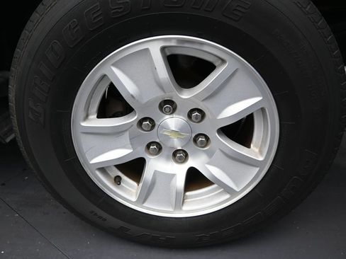 Used 2017 Chevrolet Silverado 1500 LT w/ All Star Edition RWD image 10