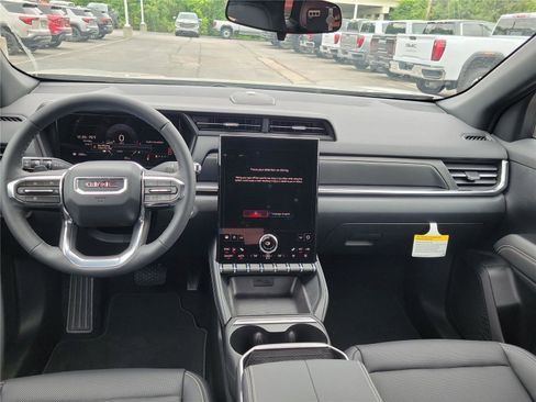 New 2026 GMC Terrain Elevation w/ Elevation Premium Package FWD image 11