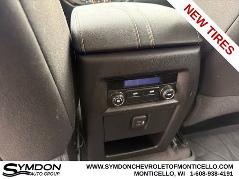 Used 2019 Chevrolet Traverse LT w/ LPO, Floor Liner Package image 21