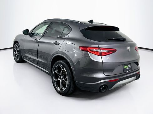 Used 2023 Alfa Romeo Stelvio Ti AWD/4WD image 5