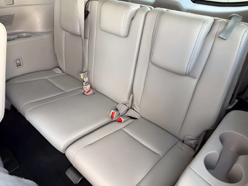 Used 2018 Toyota Highlander Limited AWD/4WD image 14