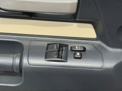 Used 2010 Toyota FJ Cruiser 4WD image 15