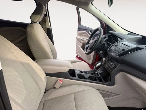 Used 2018 Ford Escape SE image 15